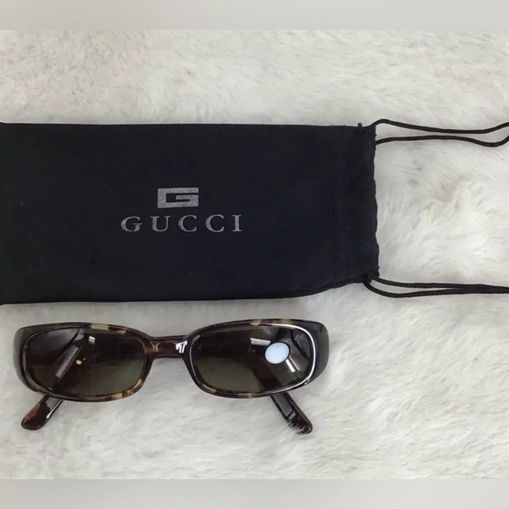 Gucci reposhing this